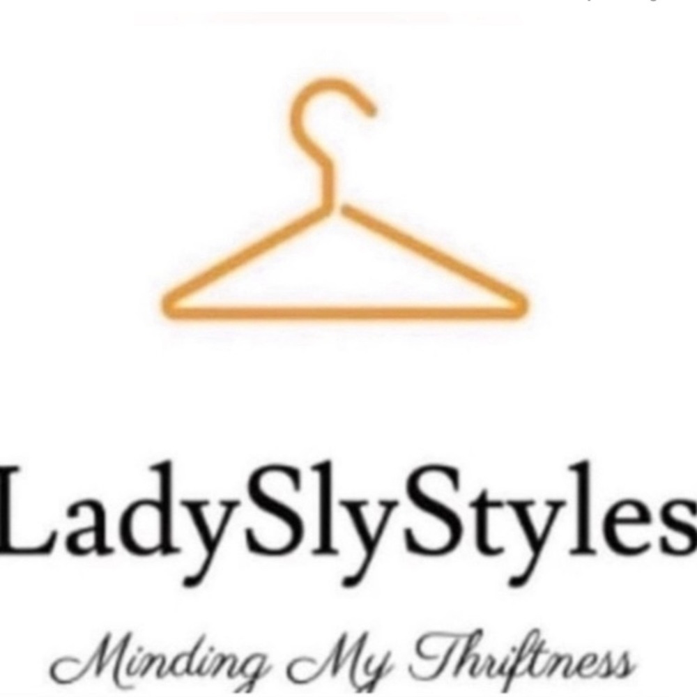 Unlisted Luxury & Non Luxury items AS IS! No Cancellations!